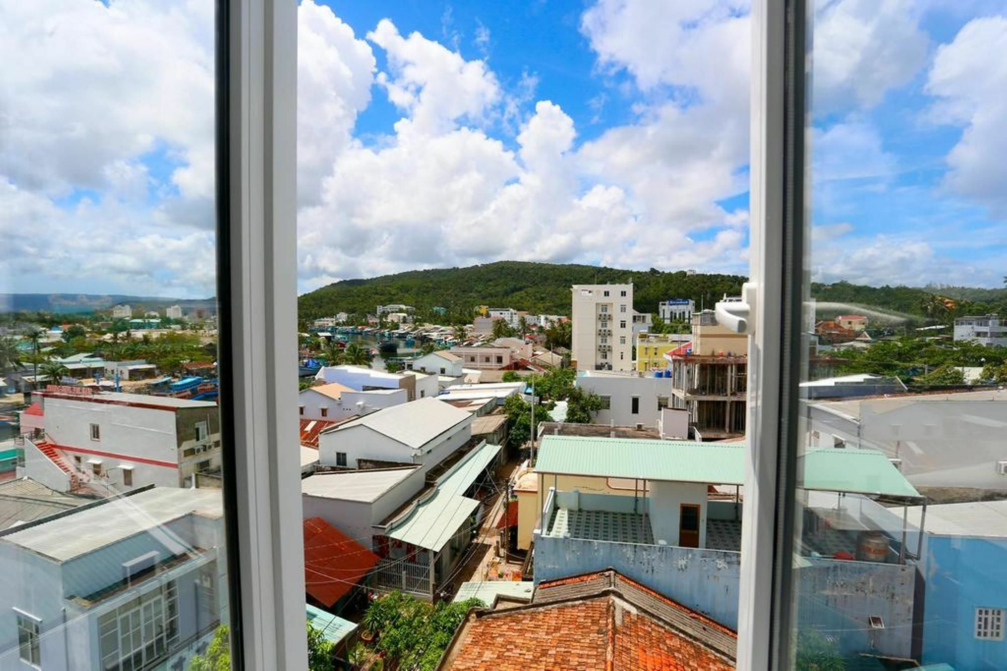 Khach San Ngoc Son Phu Quoc Hotel Exterior photo
